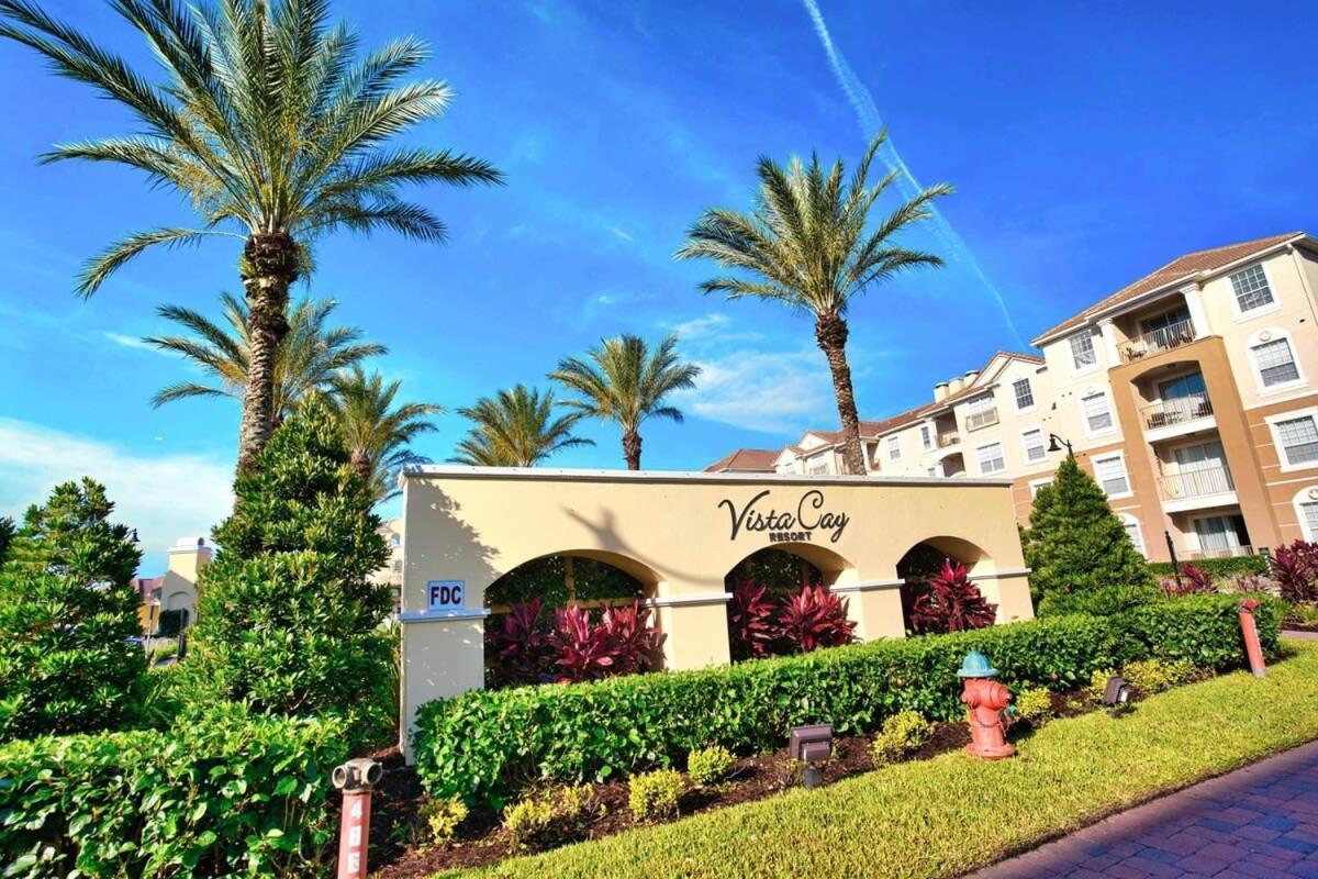 The Epic London Vista Cay Orlando Next To The Club Apartment Bagian luar foto