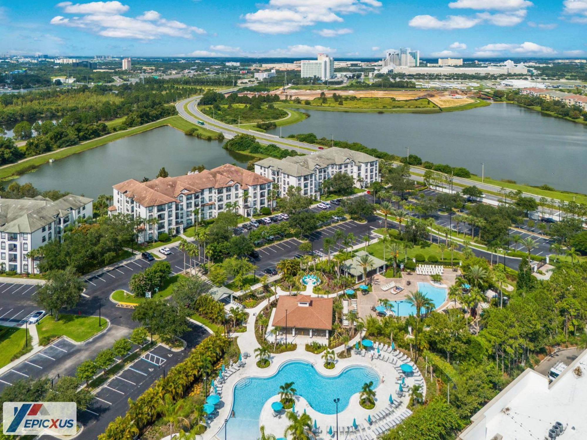 The Epic London Vista Cay Orlando Next To The Club Apartment Bagian luar foto